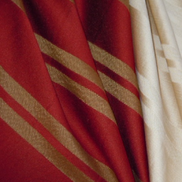 Chic Casanova Stripe in Scarlet Fabric - Picture 3 of 8